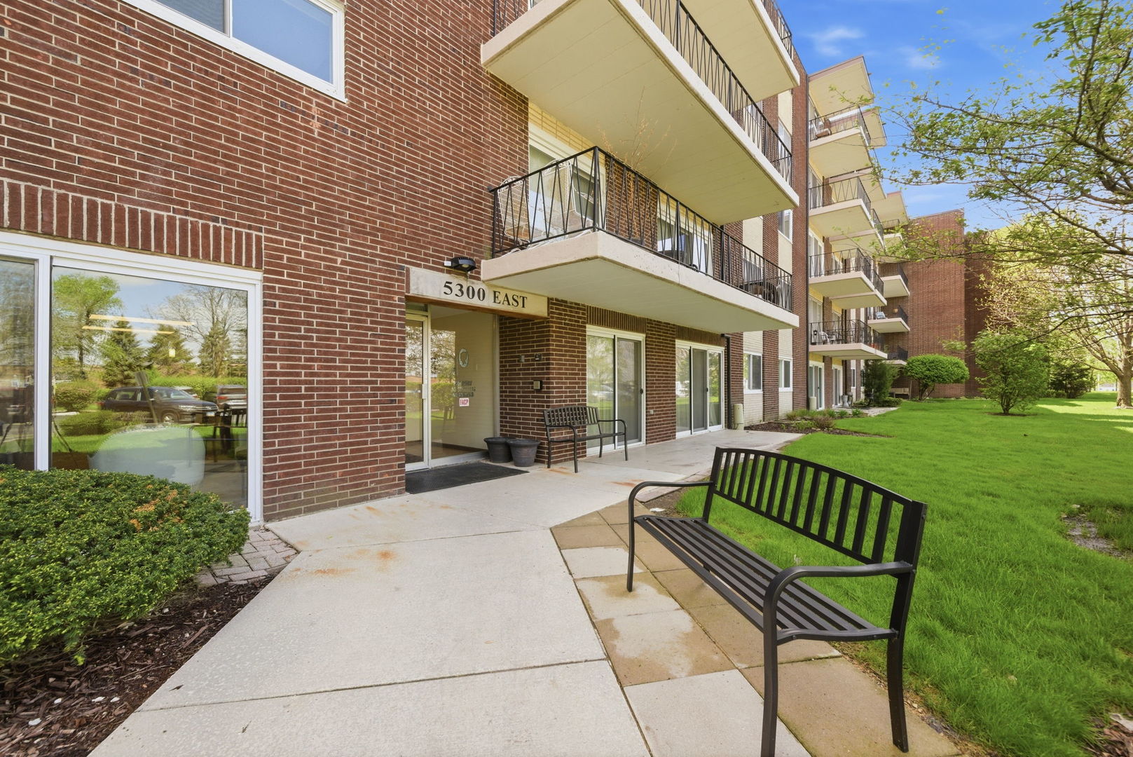 5300 Walnut Avenue 23C