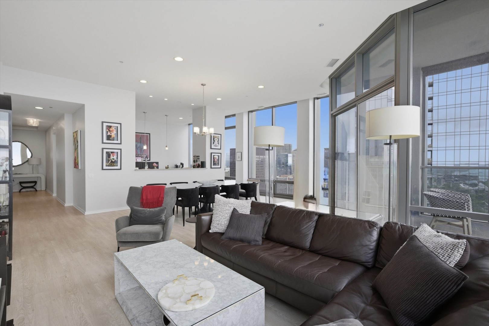 65 E Monroe Street 4726