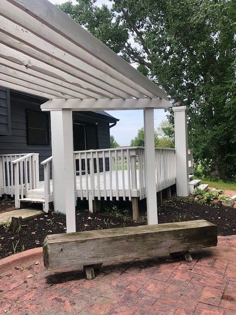 3931 Bertrand Lane
