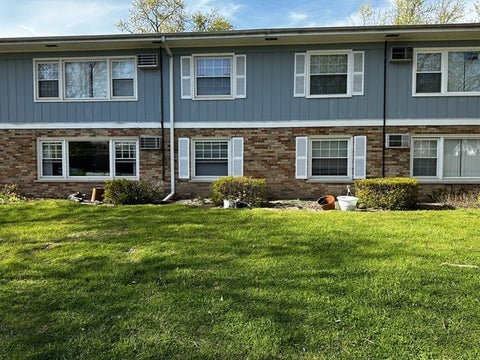 Tiny photo for 32 Rocky Way #7, Montgomery, IL 60538 (MLS # 12729767)