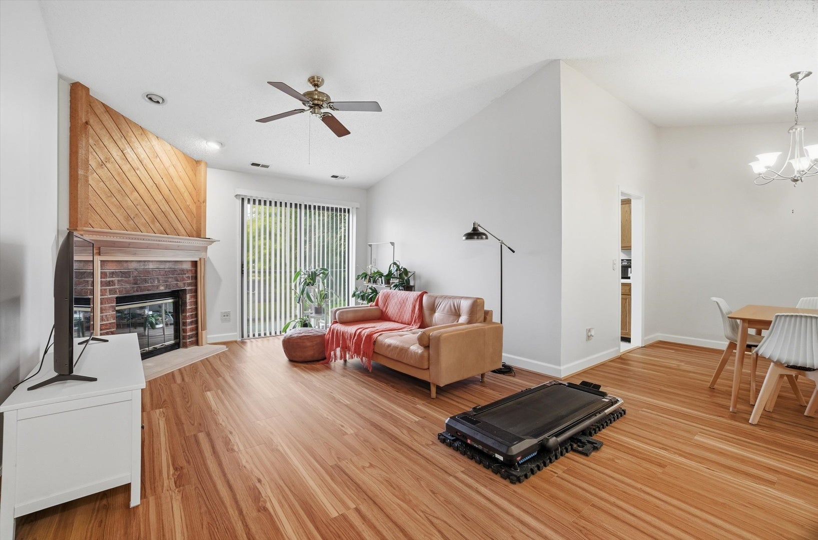 671 Catherine Court 31C