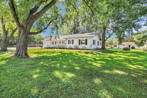 Tiny photo for 446 CHESTNUT Street E, Paxton, IL 60957 (MLS # 12750703)