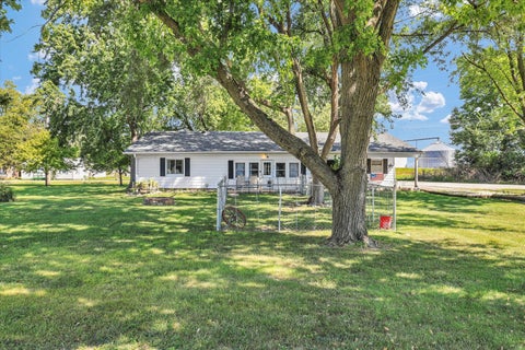 Tiny photo for 446 CHESTNUT Street E, Paxton, IL 60957 (MLS # 12750703)