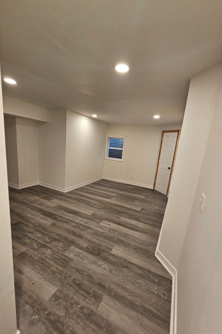 2542 SHAUNA Drive