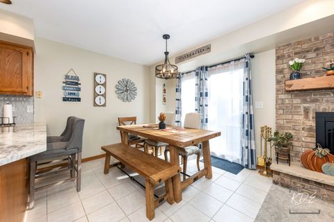 Tiny photo for 11 Warner Circle, Lemont, IL 60439 (MLS # 12506451)