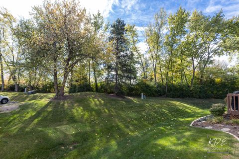 Tiny photo for 11 Warner Circle, Lemont, IL 60439 (MLS # 12506451)