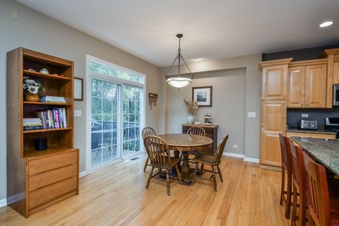 Tiny photo for 290 Remington Drive, St. Charles, IL 60175 (MLS # 12499641)