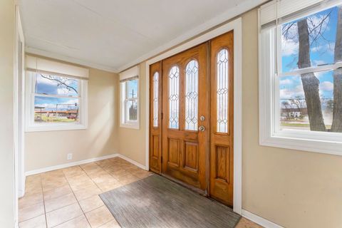 Tiny photo for 4720 Lincoln Avenue, Lisle, IL 60532 (MLS # 12608695)