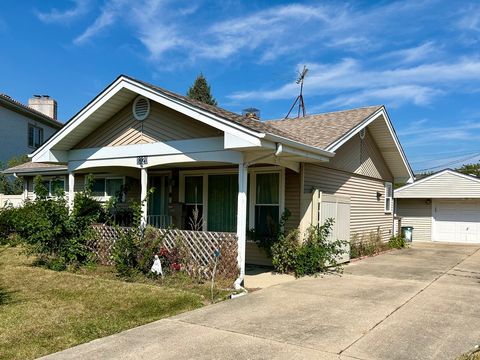 A home in Norridge