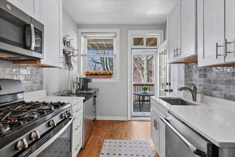 Tiny photo for 2548 N Seminary Avenue #2, Chicago, IL 60614 (MLS # 12612385)