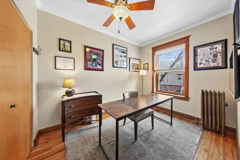 Tiny photo for 2548 N Seminary Avenue #2, Chicago, IL 60614 (MLS # 12612385)