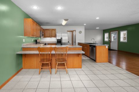 Tiny photo for 104 2nd St Court, Donahue, IA 52746 (MLS # 12602616)