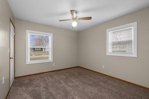 Tiny photo for 104 2nd St Court, Donahue, IA 52746 (MLS # 12602616)
