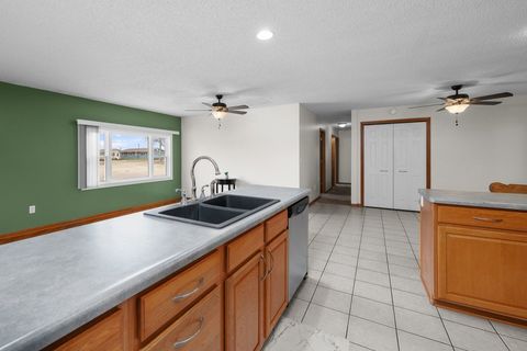 Tiny photo for 104 2nd St Court, Donahue, IA 52746 (MLS # 12602616)
