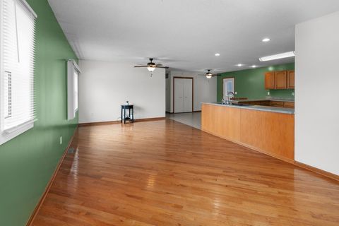 Tiny photo for 104 2nd St Court, Donahue, IA 52746 (MLS # 12602616)