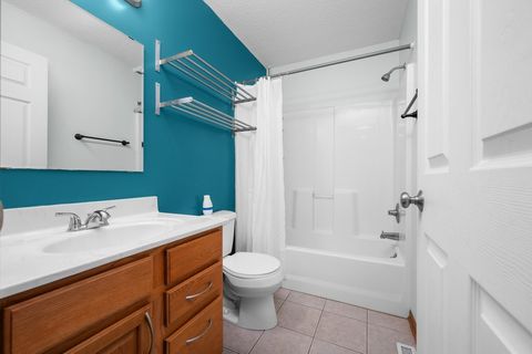 Tiny photo for 104 2nd St Court, Donahue, IA 52746 (MLS # 12602616)