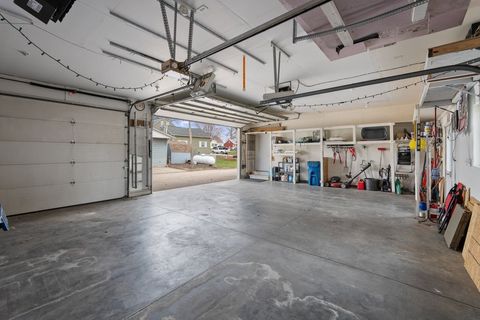 Tiny photo for 104 2nd St Court, Donahue, IA 52746 (MLS # 12602616)