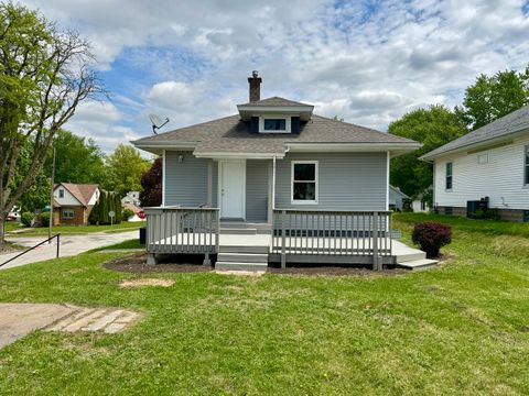 Tiny photo for 2038 N Myrtle Street, Davenport, IA 52804 (MLS # 12633938)