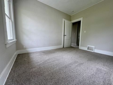 Tiny photo for 2038 N Myrtle Street, Davenport, IA 52804 (MLS # 12633938)