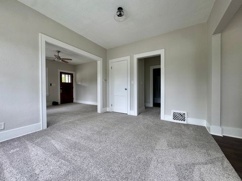 Tiny photo for 2038 N Myrtle Street, Davenport, IA 52804 (MLS # 12633938)
