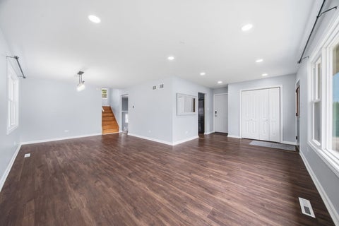 Tiny photo for 11529 S Laramie Avenue, Alsip, IL 60803 (MLS # 12757739)
