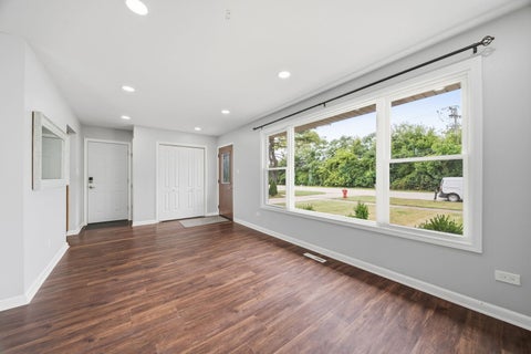 Tiny photo for 11529 S Laramie Avenue, Alsip, IL 60803 (MLS # 12757739)