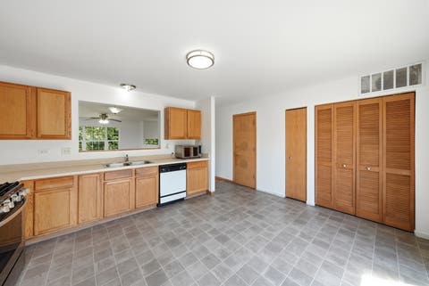 Tiny photo for 531 MEADOW LILY Drive, Joliet, IL 60431 (MLS # 12705303)