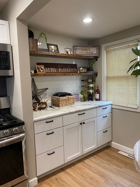 Tiny photo for 82 N 23rd Road, Peru, IL 61354 (MLS # 12499685)