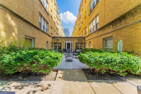 Tiny photo for 4240 N Clarendon Avenue #309N, Chicago, IL 60613 (MLS # 12492565)