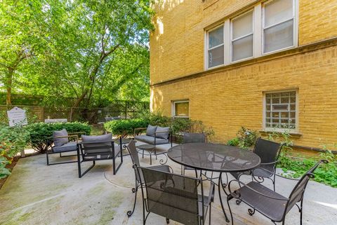 Tiny photo for 4240 N Clarendon Avenue #309N, Chicago, IL 60613 (MLS # 12492565)