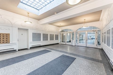 Tiny photo for 4240 N Clarendon Avenue #309N, Chicago, IL 60613 (MLS # 12492565)