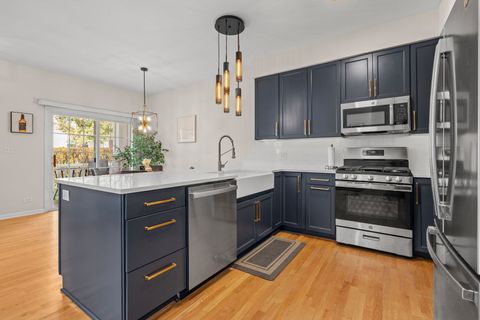 Tiny photo for 1240 Walnut Glen Drive, Crystal Lake, IL 60014 (MLS # 12502435)