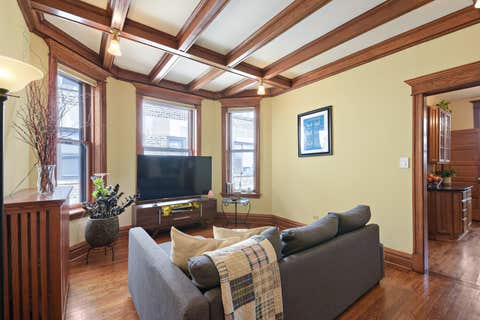 Tiny photo for 823 W Lakeside Place #3E, Chicago, IL 60640 (MLS # 12720695)