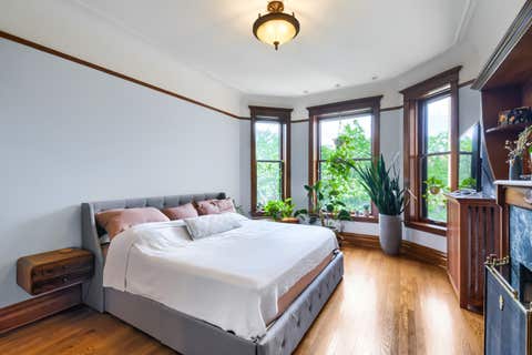 Tiny photo for 823 W Lakeside Place #3E, Chicago, IL 60640 (MLS # 12720695)
