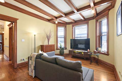 Tiny photo for 823 W Lakeside Place #3E, Chicago, IL 60640 (MLS # 12720695)