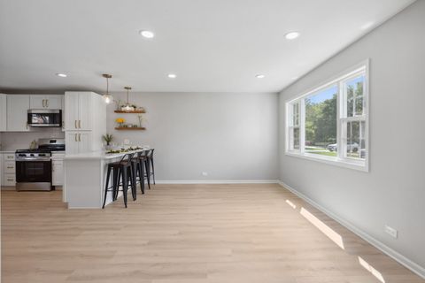 Tiny photo for 630 E Le moyne Avenue, Lombard, IL 60148 (MLS # 12474531)