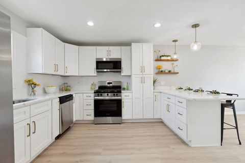 Tiny photo for 630 E Le moyne Avenue, Lombard, IL 60148 (MLS # 12474531)