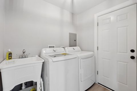 Tiny photo for 630 E Le moyne Avenue, Lombard, IL 60148 (MLS # 12474531)