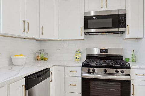 Tiny photo for 630 E Le moyne Avenue, Lombard, IL 60148 (MLS # 12474531)