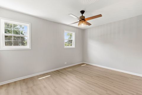 Tiny photo for 630 E Le moyne Avenue, Lombard, IL 60148 (MLS # 12474531)