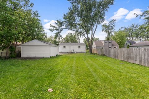 Tiny photo for 630 E Le moyne Avenue, Lombard, IL 60148 (MLS # 12474531)