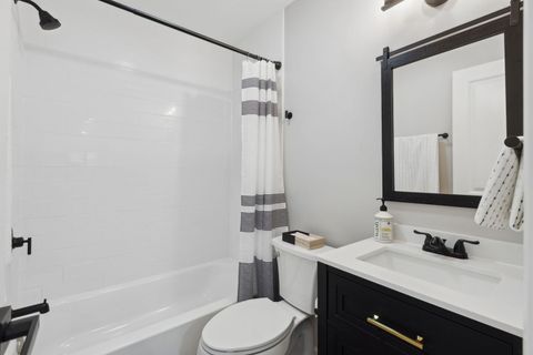Tiny photo for 630 E Le moyne Avenue, Lombard, IL 60148 (MLS # 12474531)