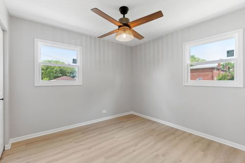 Tiny photo for 630 E Le moyne Avenue, Lombard, IL 60148 (MLS # 12474531)
