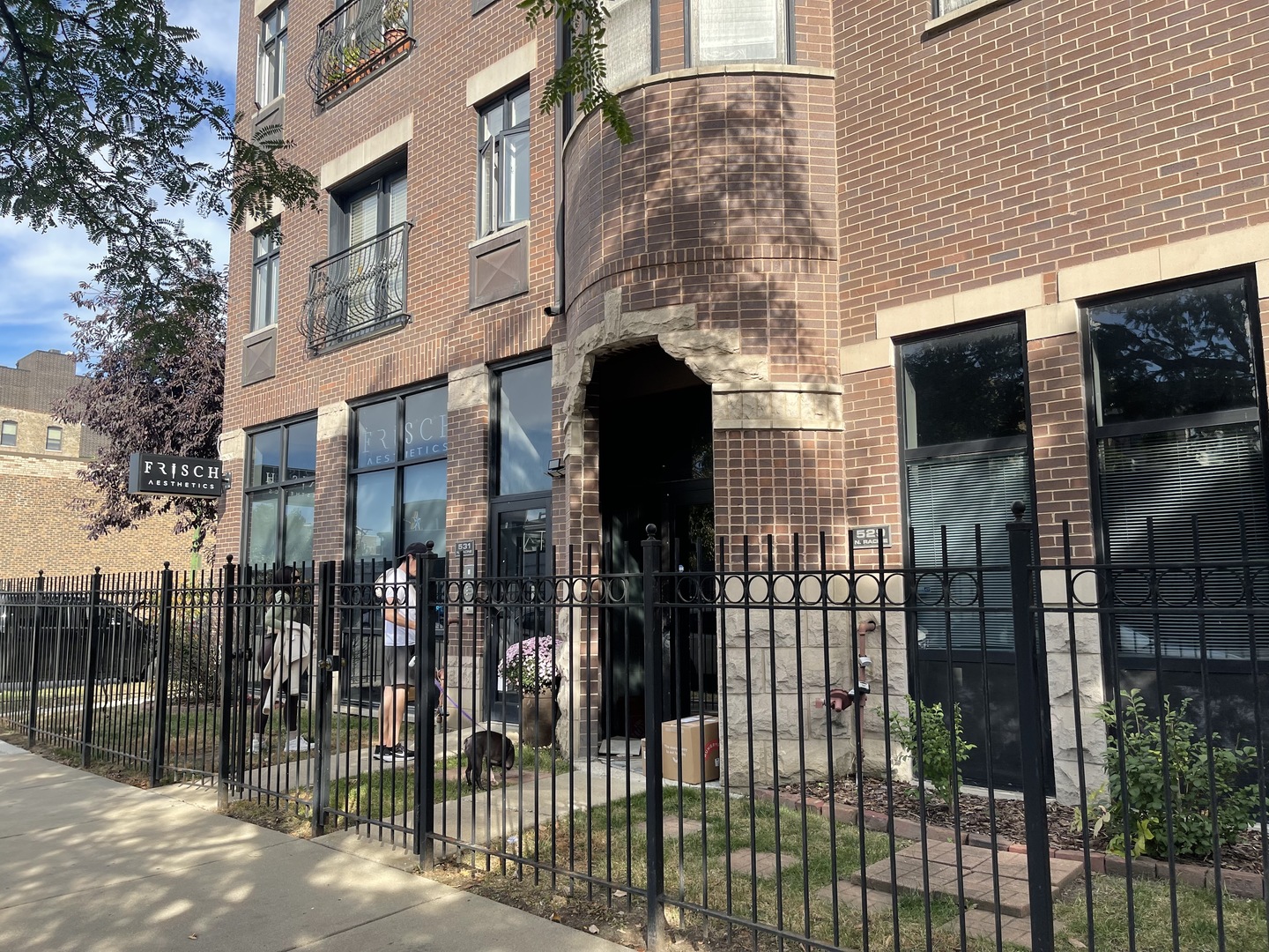 529 N Racine Avenue 3