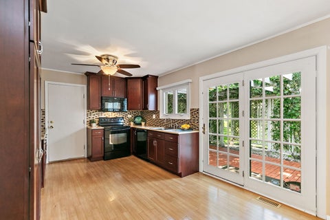 Tiny photo for 34 Paxton Lane, Schaumburg, IL 60194 (MLS # 12684842)
