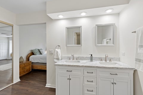 Tiny photo for 1470 Saint Tropez Court, Highland Park, IL 60035 (MLS # 12657595)