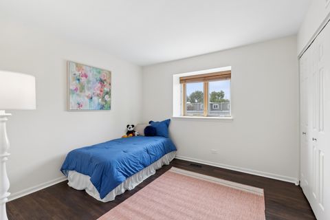 Tiny photo for 1470 Saint Tropez Court, Highland Park, IL 60035 (MLS # 12657595)