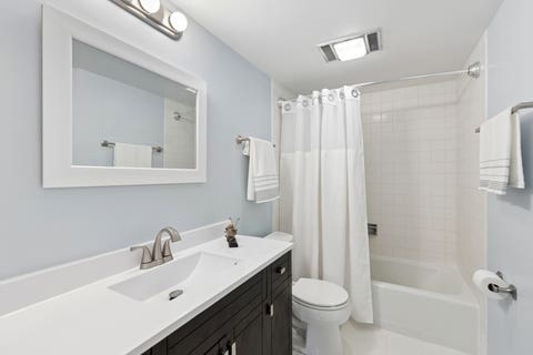 Tiny photo for 1470 Saint Tropez Court, Highland Park, IL 60035 (MLS # 12657595)