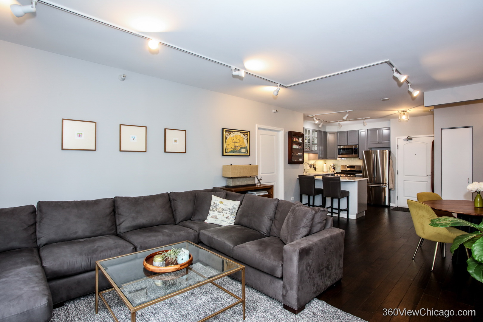 21 W Chestnut Street 602