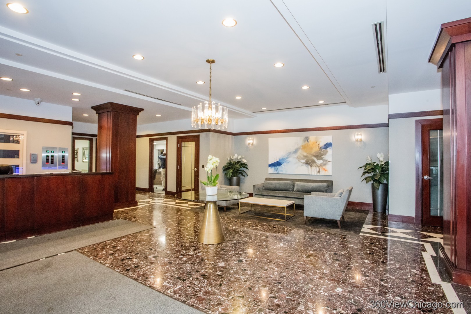 21 W Chestnut Street 602